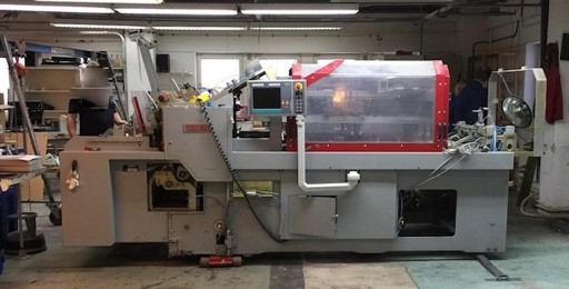 Lining machine